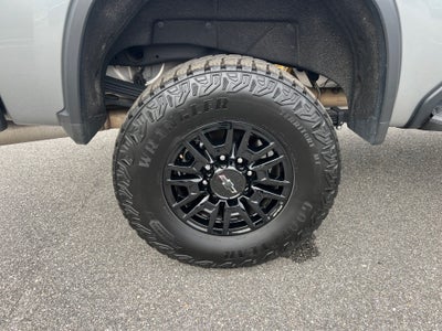 2025 Chevrolet Silverado 2500HD 4WD Crew Cab Standard Bed ZR2