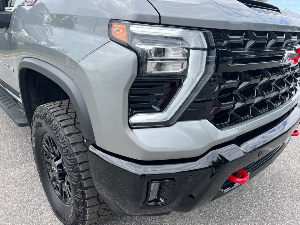 2025 Chevrolet Silverado 2500HD 4WD Crew Cab Standard Bed ZR2
