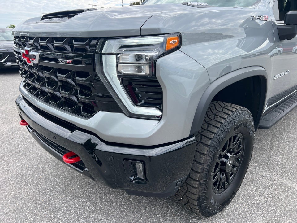 2025 Chevrolet Silverado 2500HD 4WD Crew Cab Standard Bed ZR2