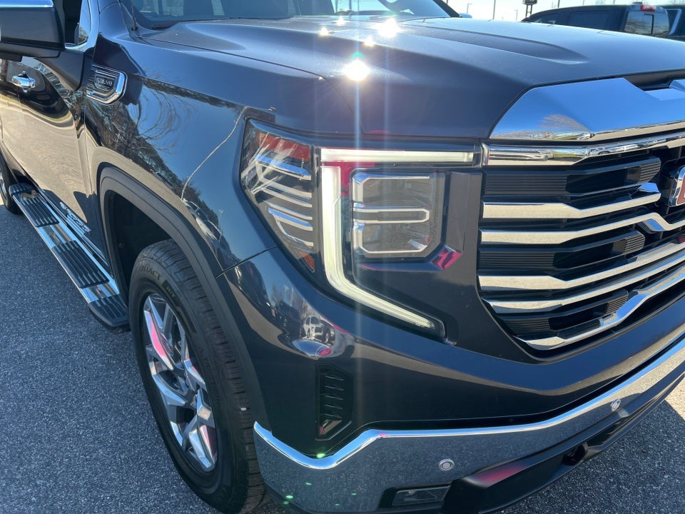 2022 GMC Sierra 1500 4WD Crew Cab Short Box SLT