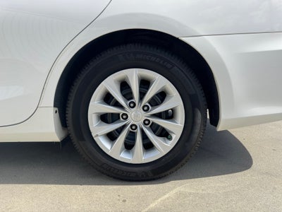 2017 Toyota Camry Hybrid LE