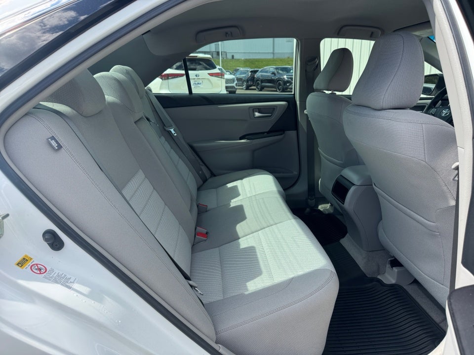 2017 Toyota Camry Hybrid LE